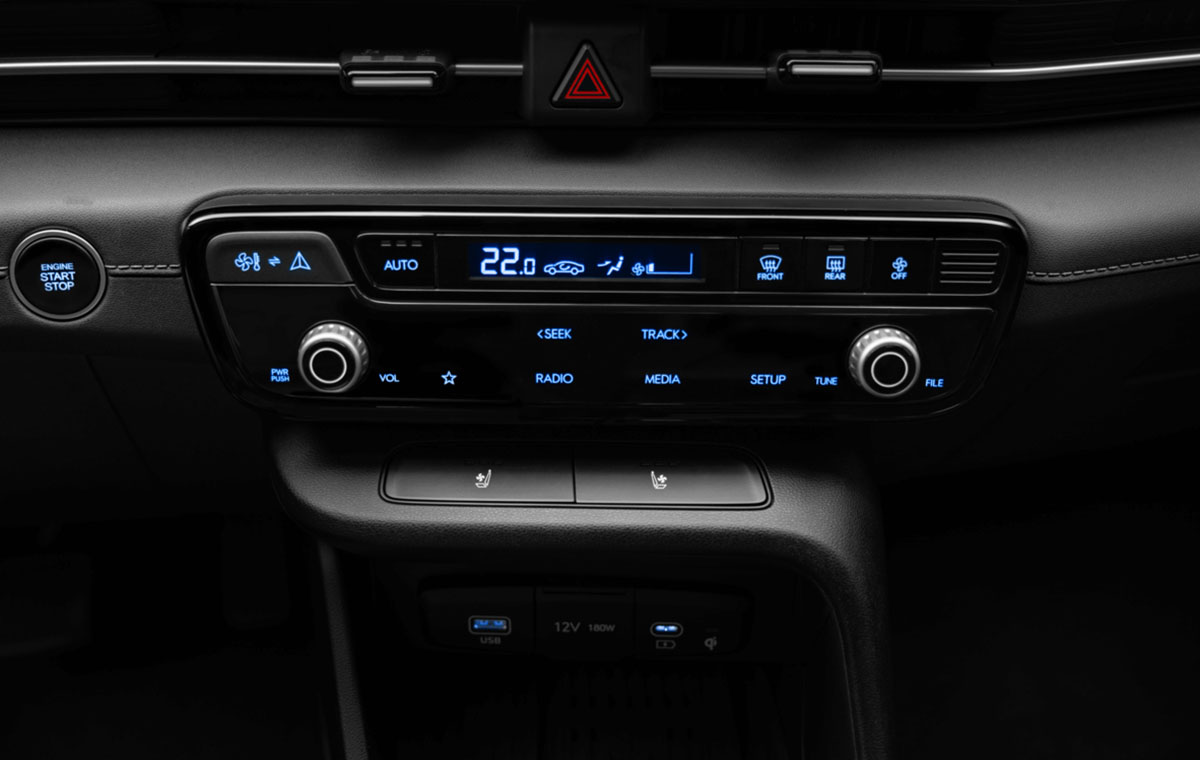 nội thất hyundai accent